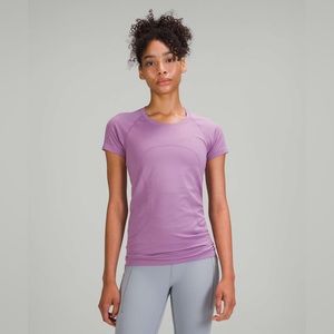 Lululemon Swiftly Tech Short Sleeve Women’s Large Purple